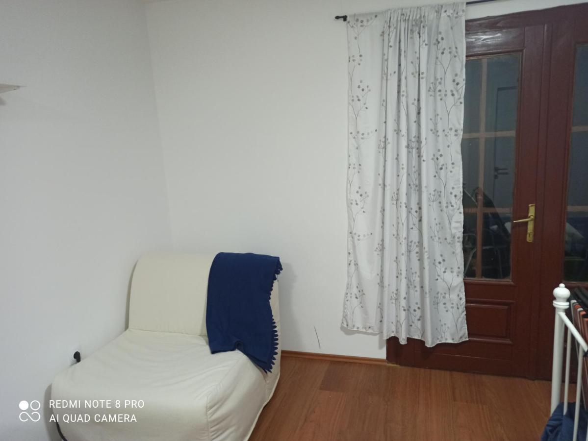 Apartmani Lina Ribarska Banja Bagian luar foto